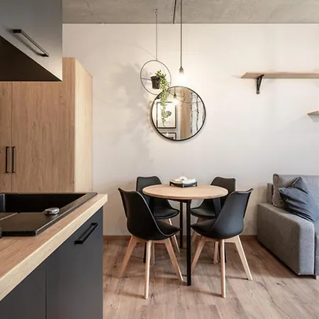 Rentplanet - Zarembowicza Ii Apartmán *