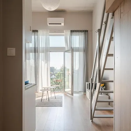 Rentplanet - Zarembowicza Ii Apartment