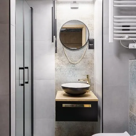 Rentplanet - Zarembowicza Ii Apartmán *