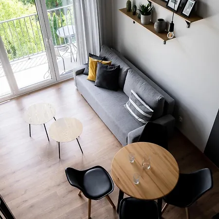 Rentplanet - Zarembowicza Ii Apartment
