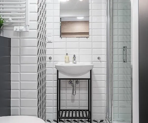 Rentplanet - Zarembowicza Ii Apartment