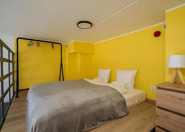 Rentplanet - Zarembowicza Ii Apartment